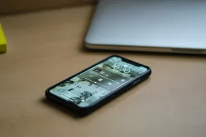 iPhone'da müzik dinleme deneyimini iyileştirmek için 2 uygulama