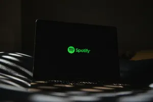Spotify Şarkı Sözleri Açma: Mobil, PC ve TV Rehberi