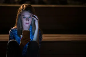 Telefon Kullanımını Azaltan Uygulamalar: Daha Az Telefon, Daha Fazla Hayat:
