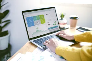 Site ziyaretçi sayısı öğrenme araçları ile trafik analizi
