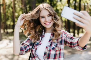Mükemmel Selfie'ler İçin Ücretsiz Yüz Güzelleştirme Uygulamaları